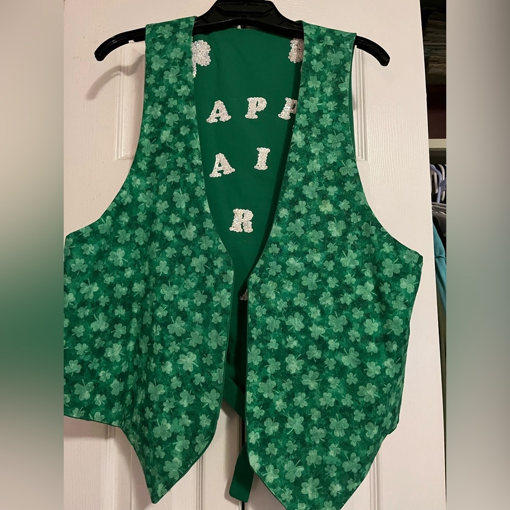 Women’s Medium. Had beaded vest. One of a kind. Reversible. One available. - Picture 3 of 3